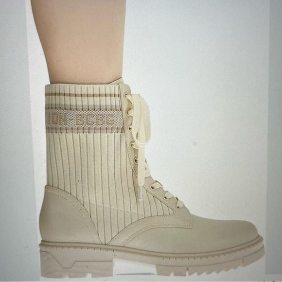 BCBGENERATION Women’s Tassie Fashion Boot SZ 6M NWOT - Picture 9 of 16